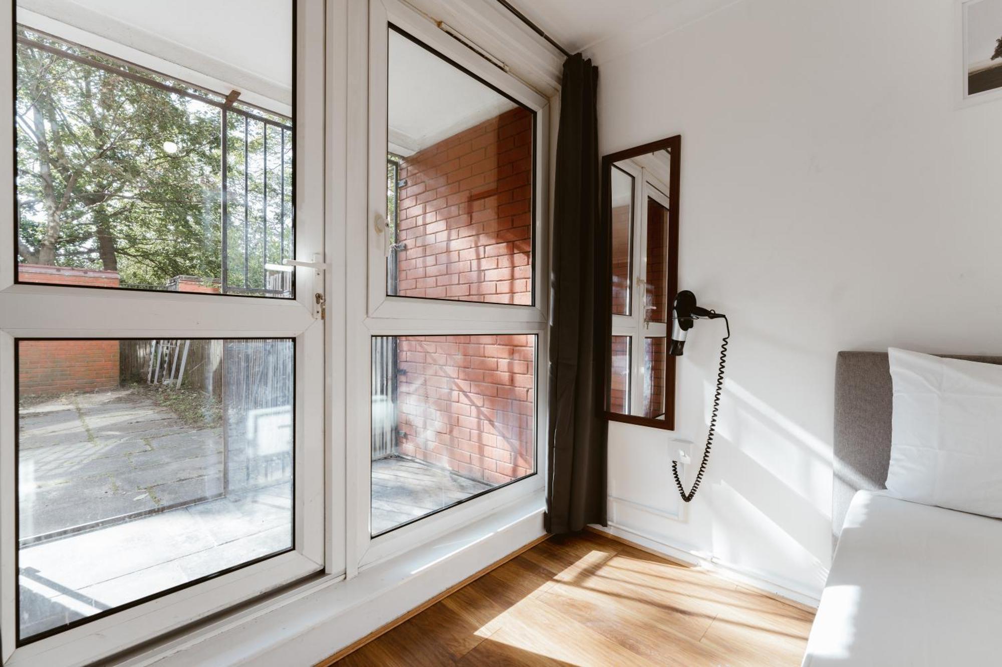 Shadwell Double Room - 13 Лондон Екстер'єр фото